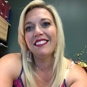 Meet your Posher, Monica